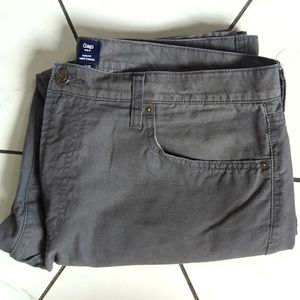 GAP Khaki Slim Straight Fit 36 x 30